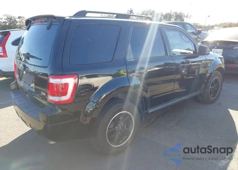2010 Ford Escape Xlt from USA, damaged, VIN 1FMCU0DGXAKD21912